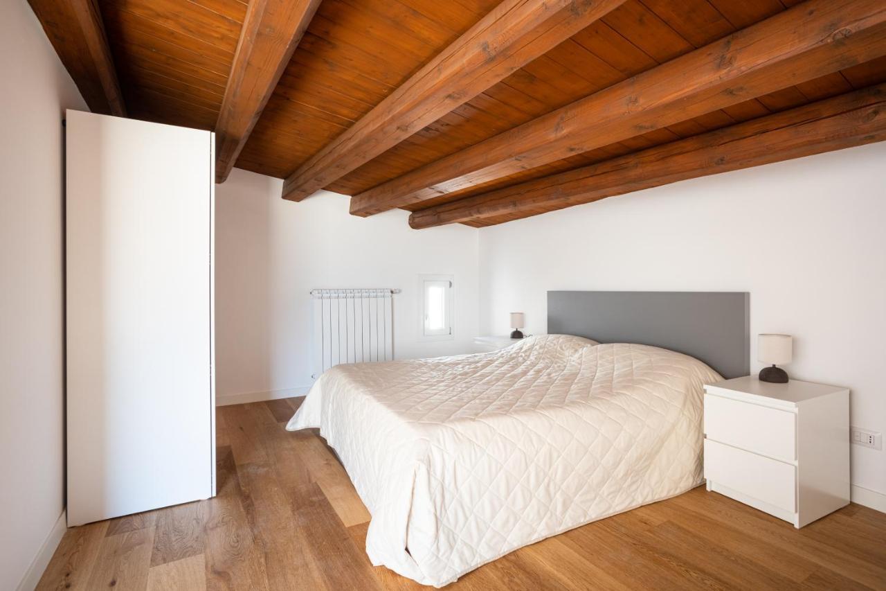Palermo Blu - Palazzo Del Buon Pastore Екстериор снимка